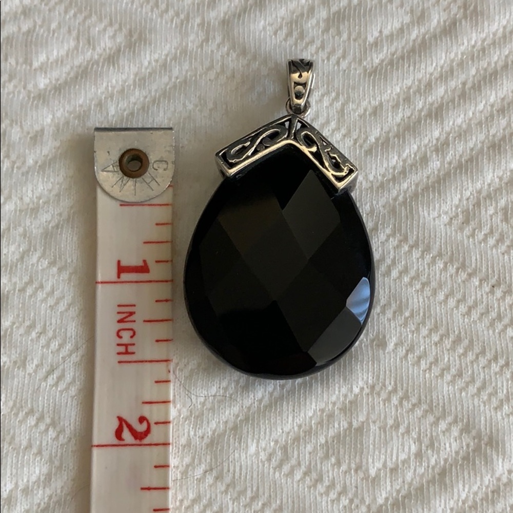 Tear Drop Onyx Silver Pendant - Picture 3 of 7